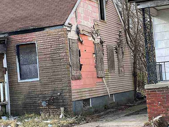17389 Waltham