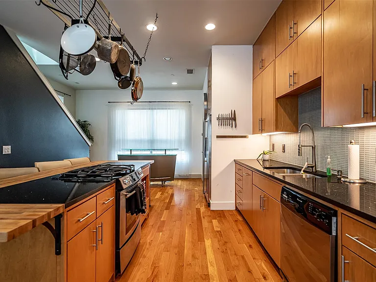 4614 Cedar Springs Rd #A — Photo 3