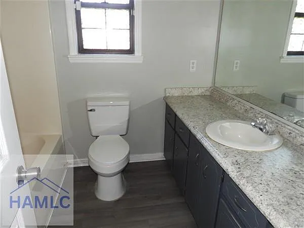 355 McCumber Dr — Photo 15