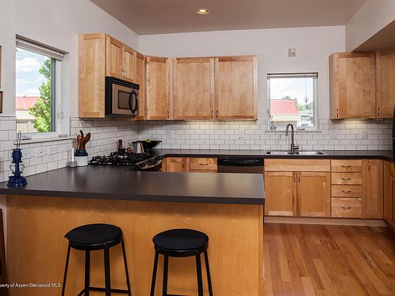 5th image of 177 Village Ln