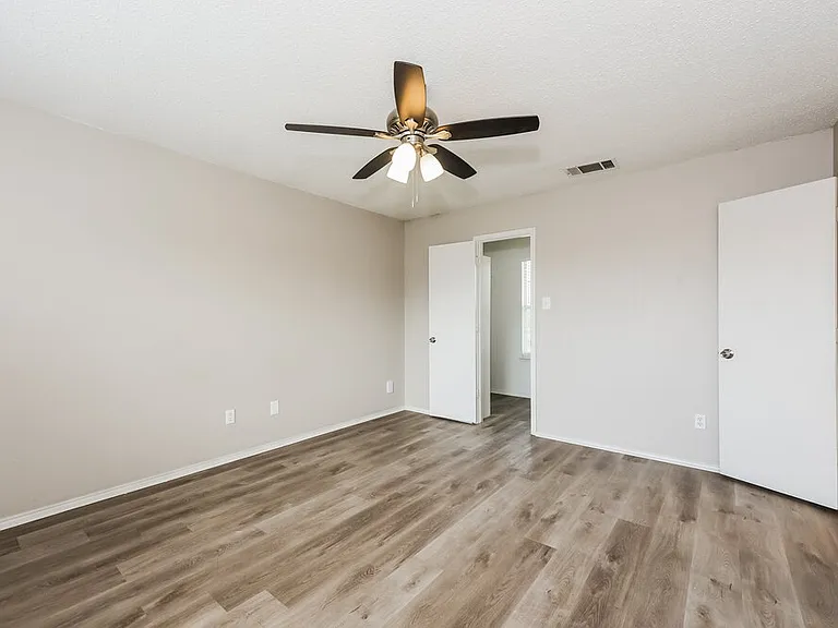 1213 Singletree Ct — Photo 10