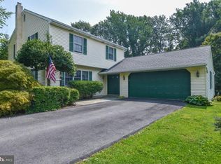 23 Kimberwick Cir, West Brandywine, PA 19343