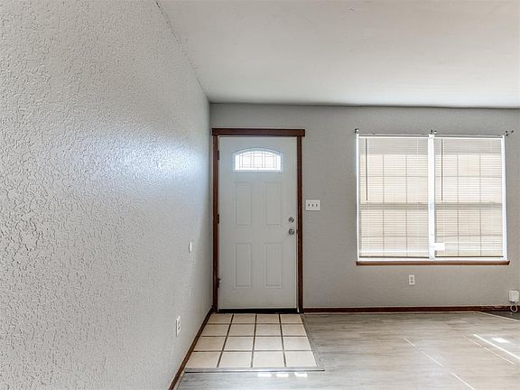2nd image of 3208 Lois Arlene Cir