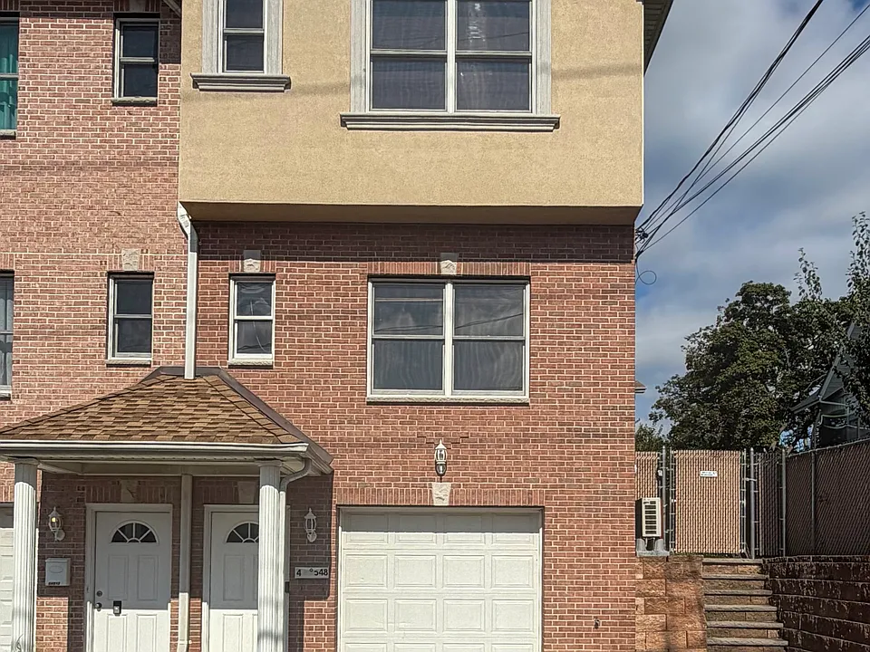 548 Palisade Ave #4