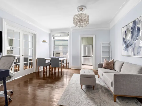 176 W 87th St #11E, New York, NY 10024
