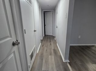 122 Chelsea Cir, Clementon, NJ 08021