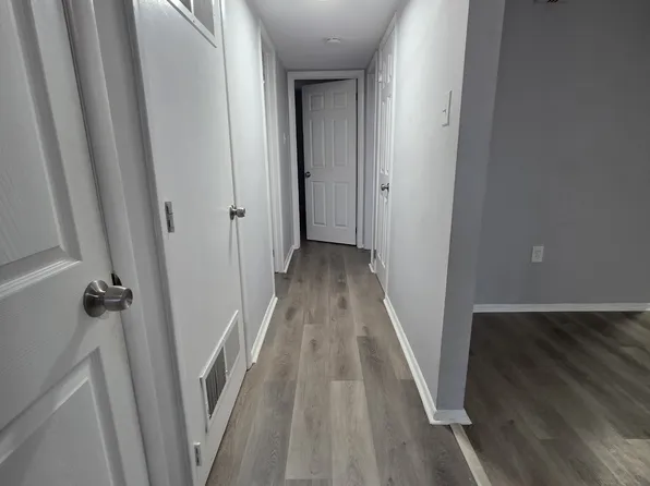 122 Chelsea Cir, Clementon, NJ 08021