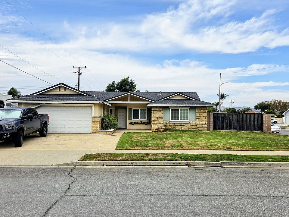 1st image of 2295 Rosecrans St