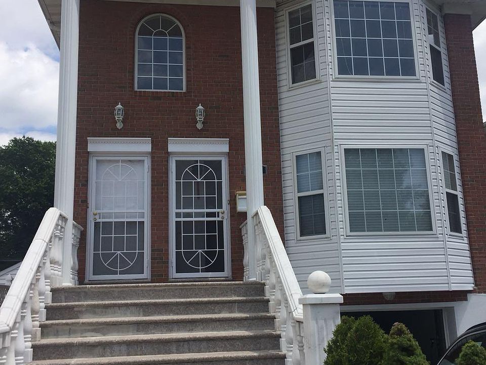 House view. Left Door to 2nd floor