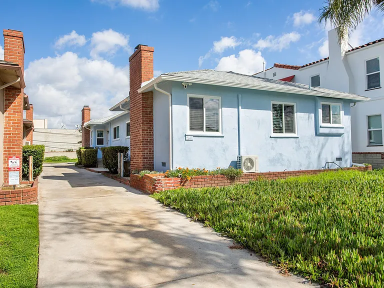 2617 W Norwood Pl — Photo 36