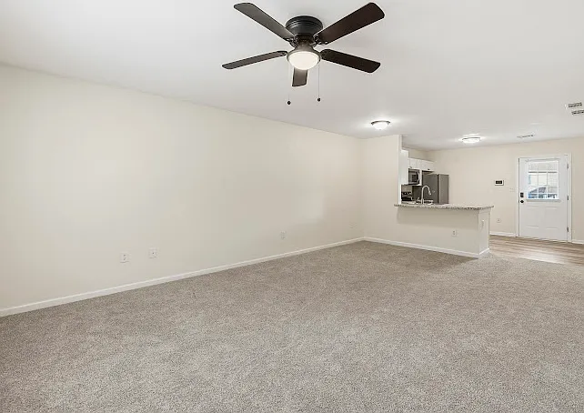 2 bed, 1206 sqft, $1,400 — Photo 3