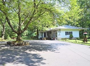 325 Middle Country Rd APT C, Coram, NY 11727