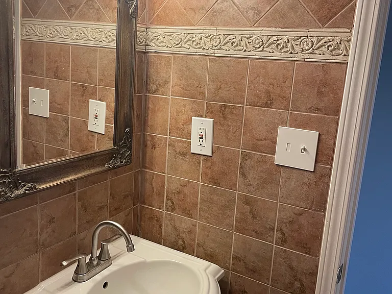 710 Scenic Hwy #107 — Photo 22