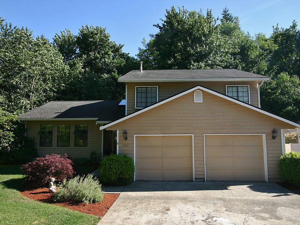1st image of 2427 Tyndell Cir SW