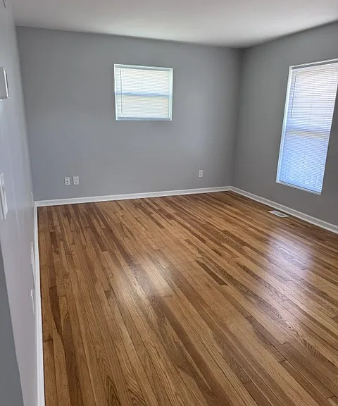 4429 Maplecrest Ave — Photo 16