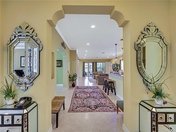 3rd image of 6625 Martinique Way