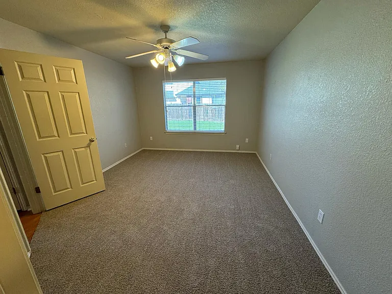 8901 Vigen Cir — Photo 20