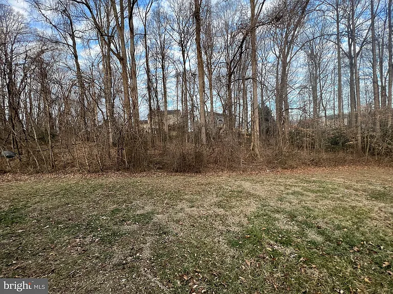 11211 Surry Woods Ct — Photo 27