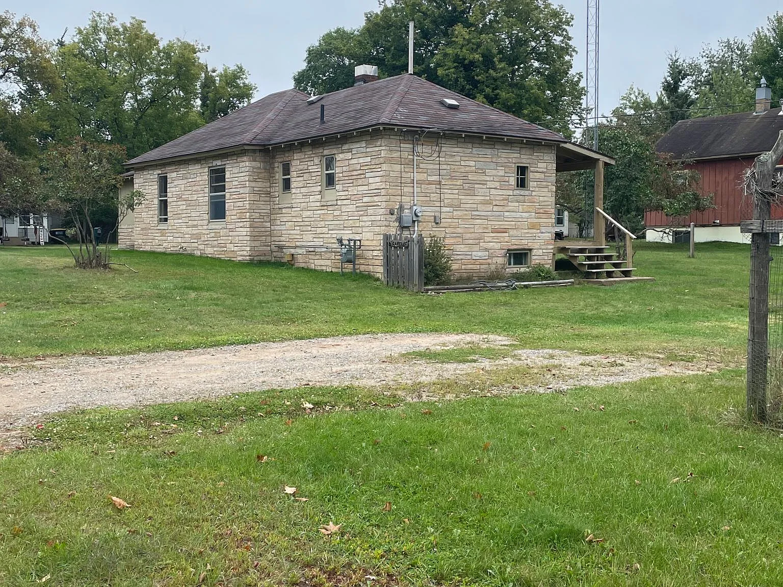 2 bed, 968 sqft, $1,350 — Photo 4