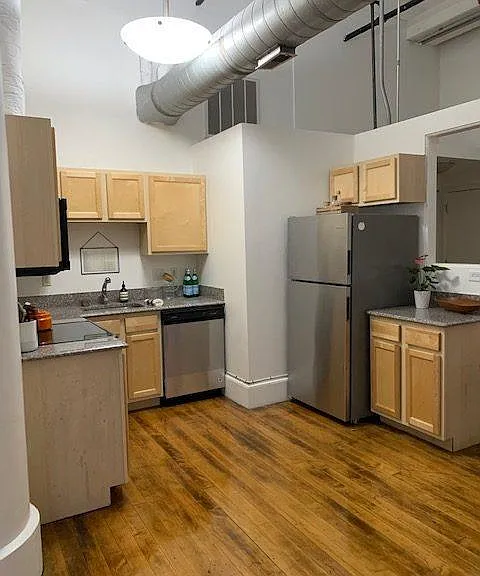 107 Shillito Pl — Photo 1