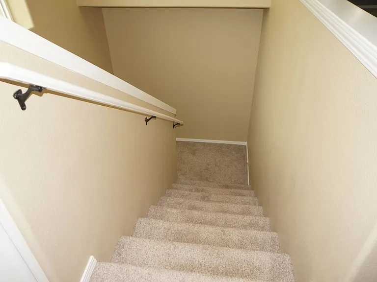 2649 NW Kennedy Ct — Photo 17