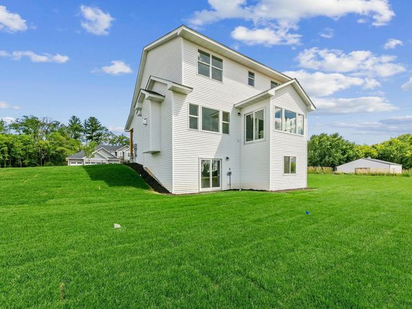 19056 Ulysses St NW, Elk River, MN 55330
