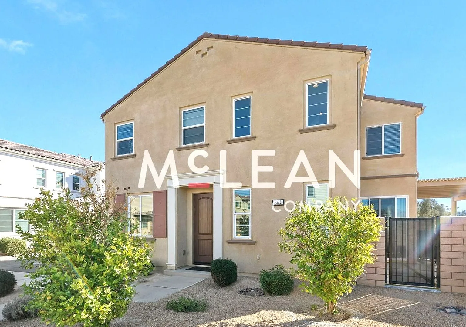 Gorgeous 2-Story 4-Bedroom Home With Loft - Unit Comes Unfurnished — Photo 2