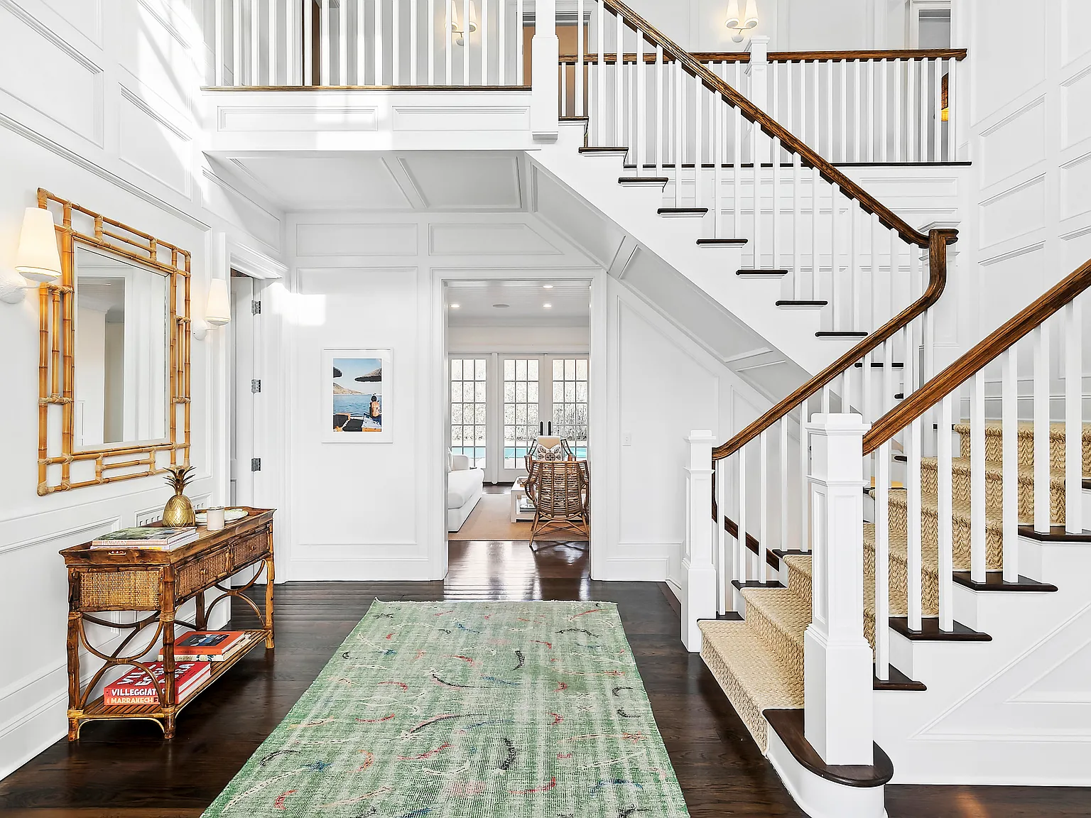 Luxury Southampton Village Rental Elegant Shingle-Style Estate — Photo 4