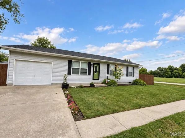511 Continental St, Wellsville, MO 63384