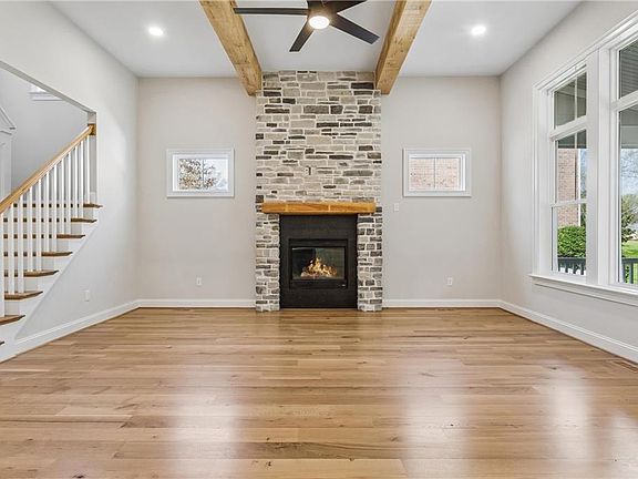 5th image of 2504 Campbell Close