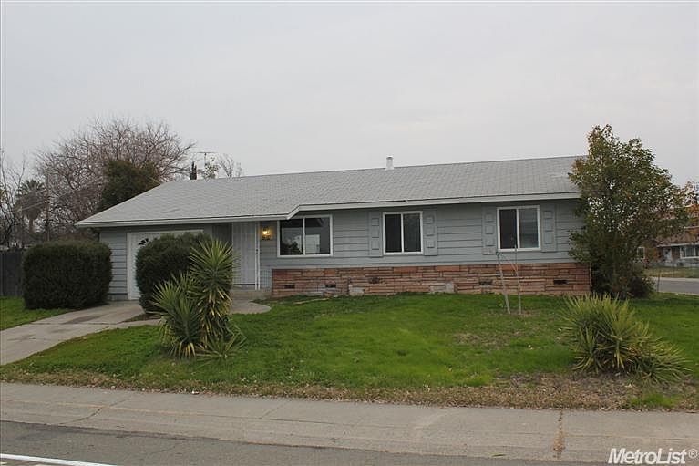 1st image of 7218 Larchmont Dr