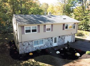 109 Lionshead Dr E, Wayne, NJ 07470