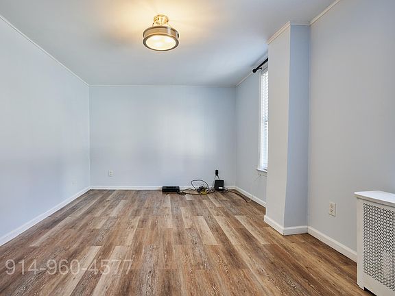 2nd image of 238 Sommerville Pl #1