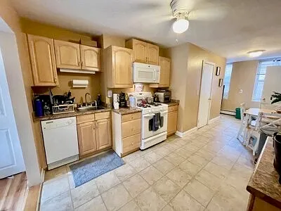 31 Cooper St #1 Photo 1