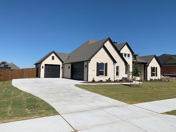2nd image of 240 Trail Dust Dr