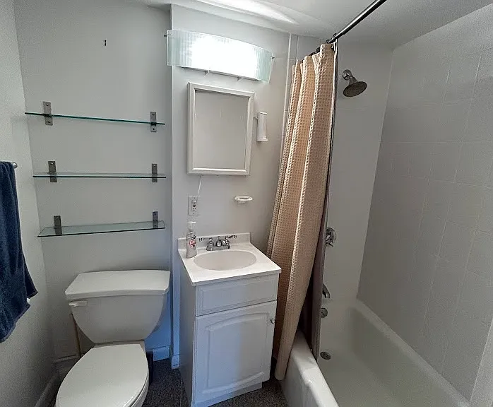 516 Green St #2C — Photo 9