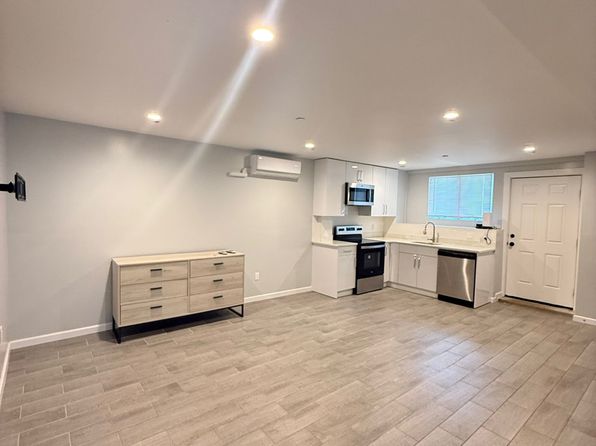 35 Androvette Ave