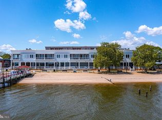 101 Taylor St #203, Colonial Beach, VA 22443