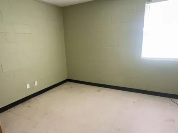 115 S Monroe St, 115 S Monroe St #1, Lyons, GA 30436