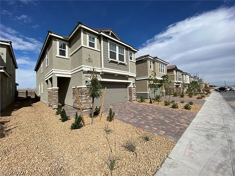 2475 Padulle Pl — Photo 1