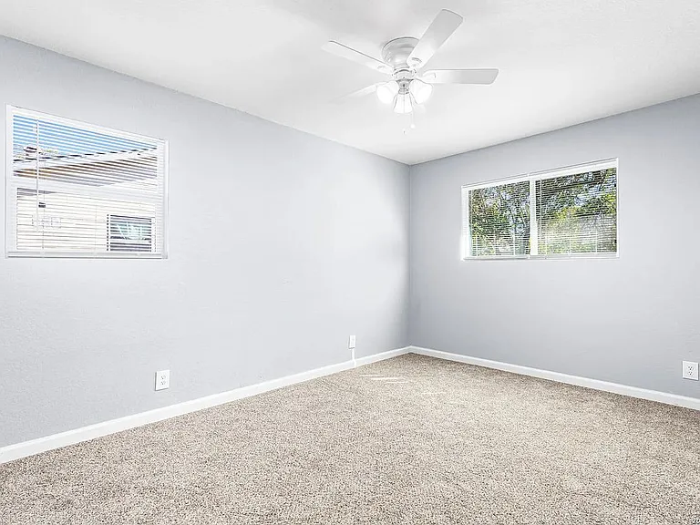 5122 Binz Engleman Rd — Photo 9