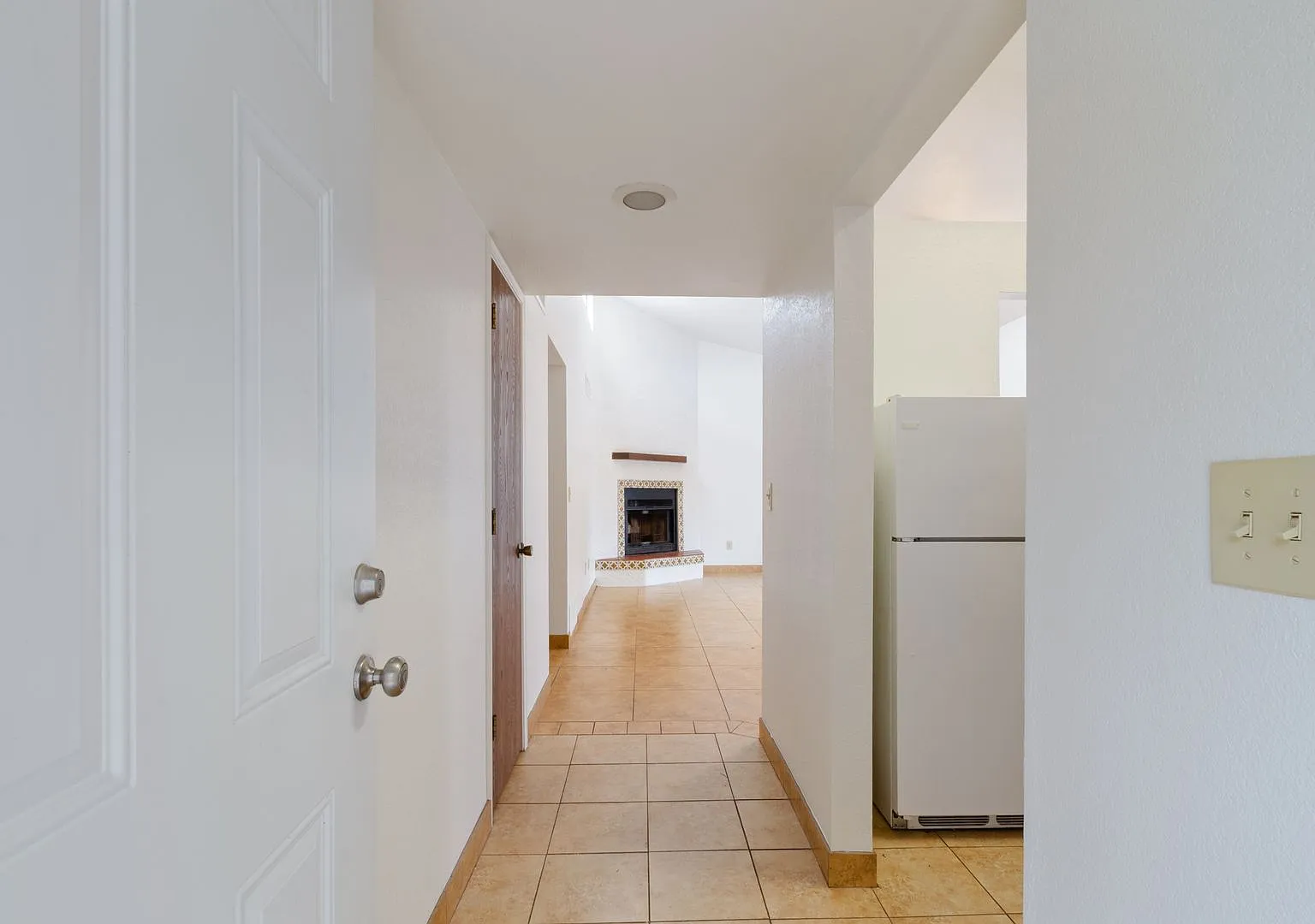 Private and Charming 2 Bed 1 Bath house — Photo 3