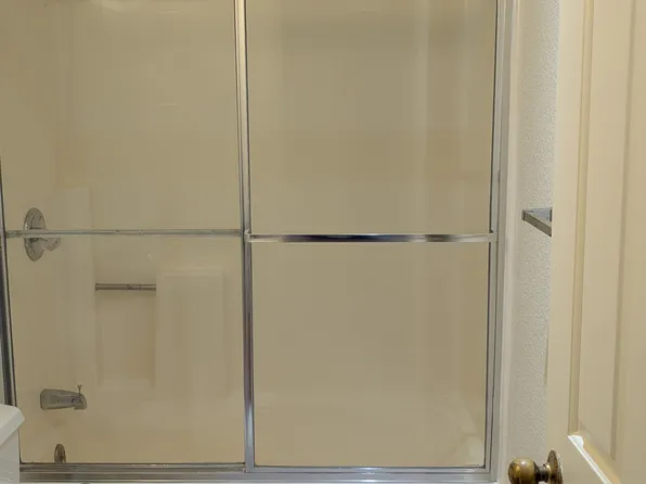 455 Alida Way, 455 Alida Way #1B-1Ba-700Sqft, South San Francisco, CA 94080