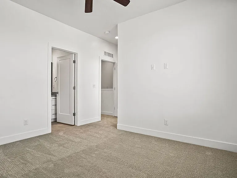 Aero Luxury Townhomes — Photo 19