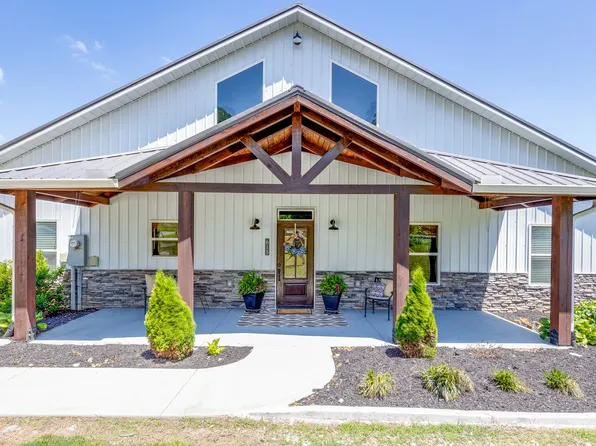 615 Little Swan Creek Rd, Hohenwald, TN 38462