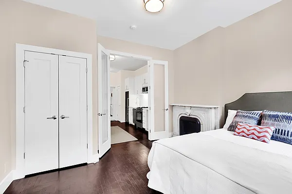 Rented by Cooper & Cooper Real Estate | media 22