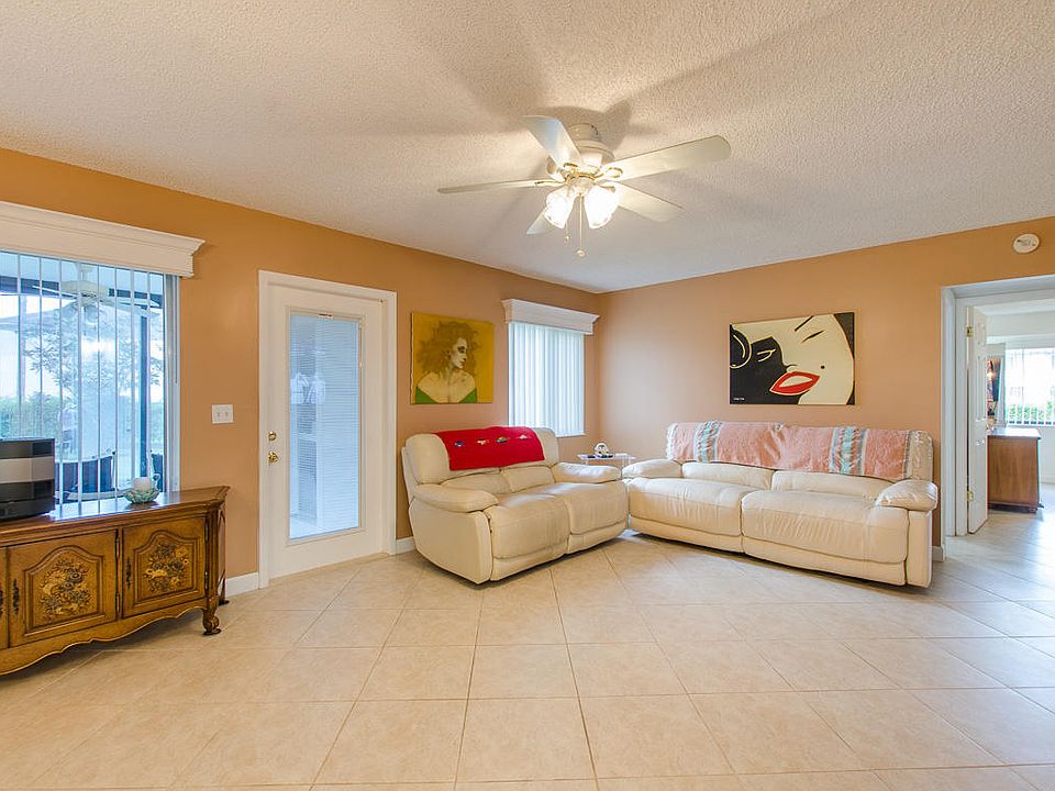 1st image of 208 Pine Hov Cir APT C-1