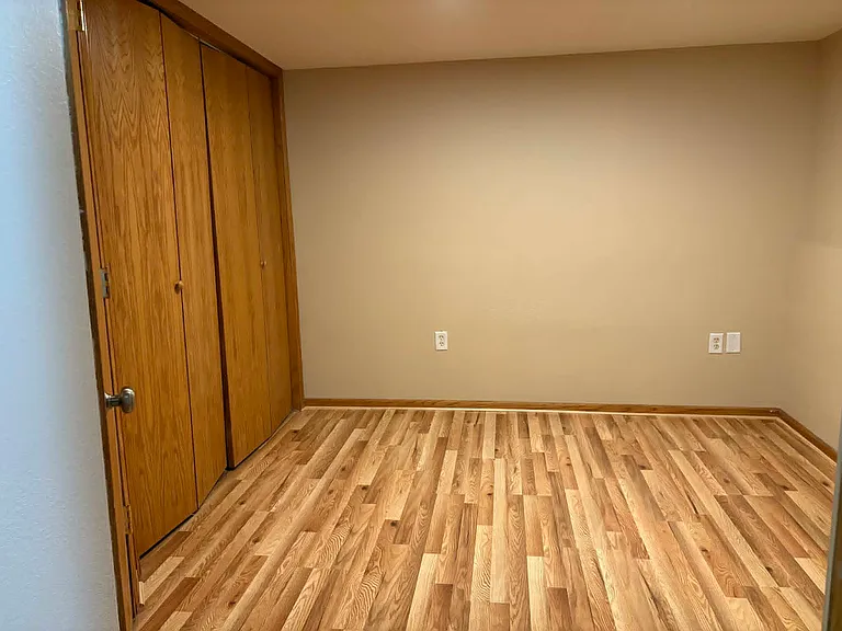 15403 Aurora Ave #1 — Photo 9
