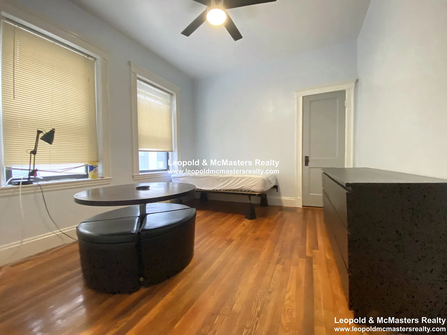 2 bed, 700 sqft, $2,550 — Photo 2