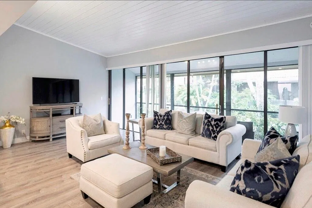 3 bed, 3.0 bath, 1694 sqft, $5,000 — Photo 3